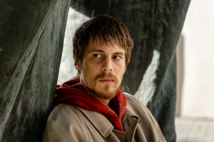 Сериал про калининград и янтарь